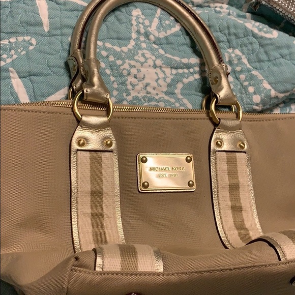 gold/tan Michael Kors tote bag - Picture 4 of 5